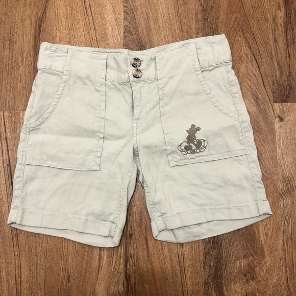 Pants - Disney Shorts Linen Blend size 4 Embroidered Mickey Pre Owned Great Condition